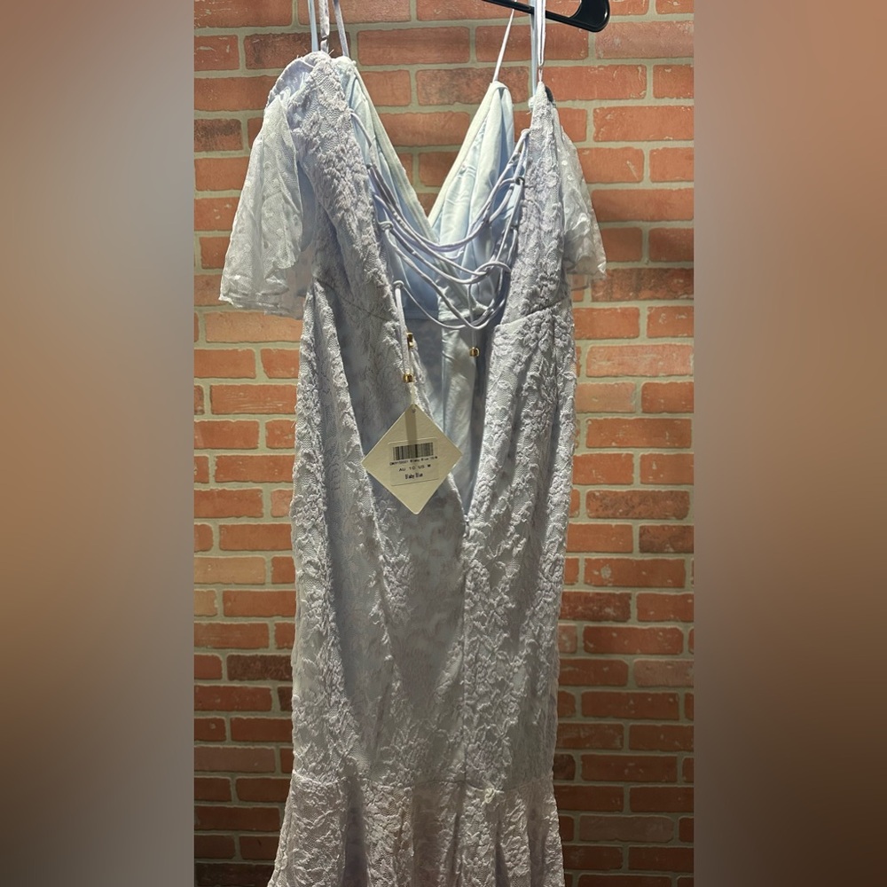 Baby Blue Lace Midi Dress 🩵 - Picture 6 of 9